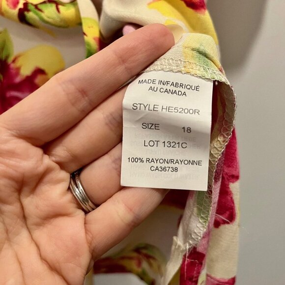 Vintage Hawaiian Tropical Short Sleeve Pink Floral Button Down Blouse Shirt XL - Picture 7 of 7